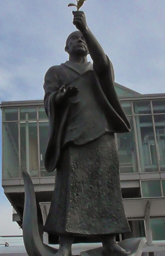 島田駅前　栄西禅師