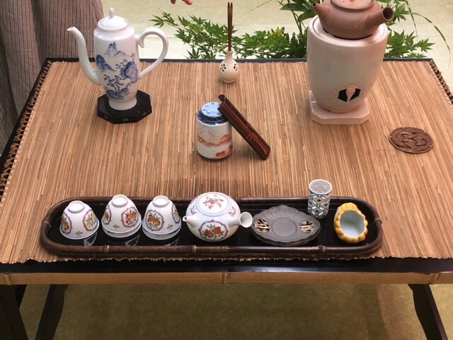 茶会　立礼席　茶器